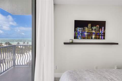 1500 Ocean Dr 707, Miami Beach FL - photo 14 of 39