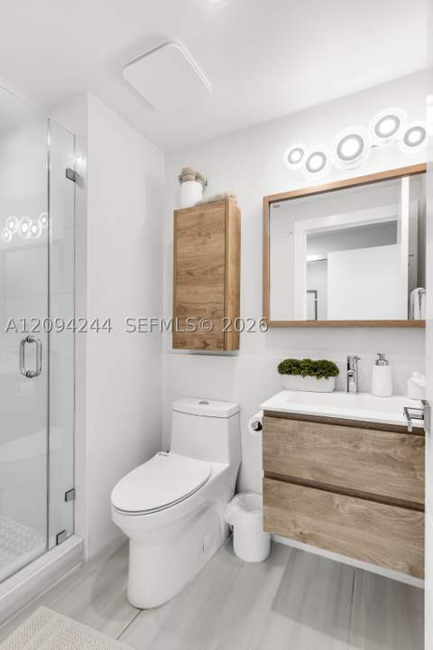 1500 Ocean Dr 707, Miami Beach FL - photo 17 of 39