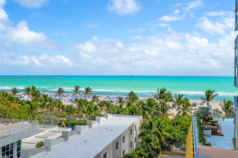 2 bedroom Condominium at 1500 Ocean Dr 707, 1500 Ocean Drive Condo, Miami Beach — photo 2