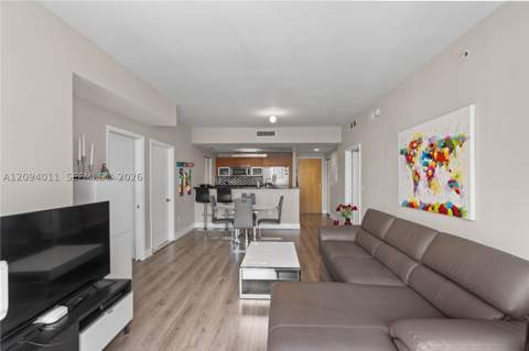 244 Biscayne Blvd 2410, Miami FL - photo 10 of 34