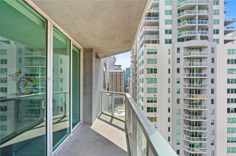 244 Biscayne Blvd 2410, Miami FL - photo 18 of 34