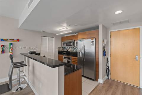 244 Biscayne Blvd 2410, Miami FL - photo 21 of 34