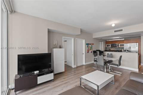 244 Biscayne Blvd 2410, Miami FL - photo 23 of 34