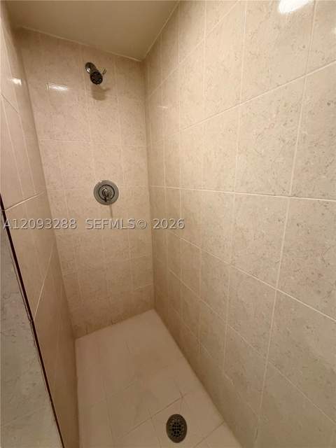 9721 E Bay Harbor Dr 5A, Bay Harbor Islands FL - photo 15 of 36