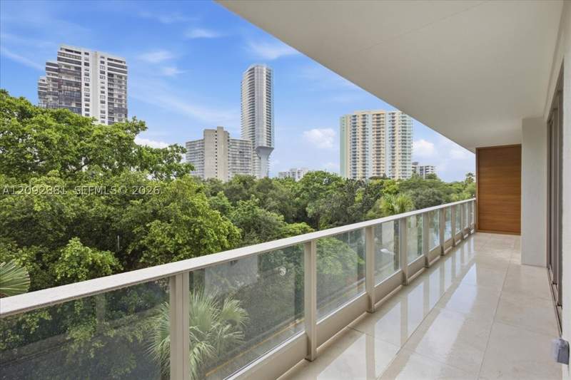 2 bedroom Condominium at 2200 Brickell Ave 301, Brickells Flagler, Miami — photo 3
