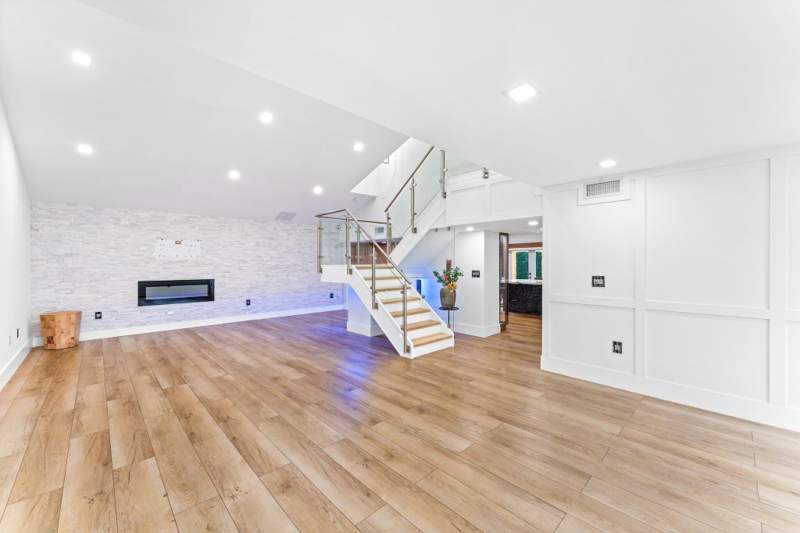 4 bedroom SingleFamilyResidence at 15015 NW 88th Court, West Lakes Gardens, Miami Lakes — photo 4