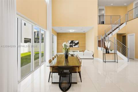 7525 NW 103rd Pl, Doral FL - photo 11 of 79