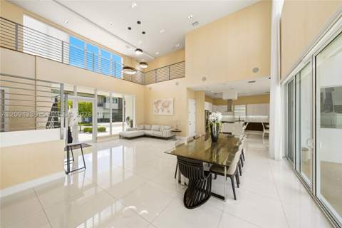 7525 NW 103rd Pl, Doral FL - photo 14 of 79