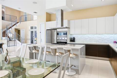 7525 NW 103rd Pl, Doral FL - photo 22 of 79