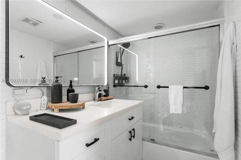 4301 Collins Ave 207, Miami Beach FL - photo 19 of 30