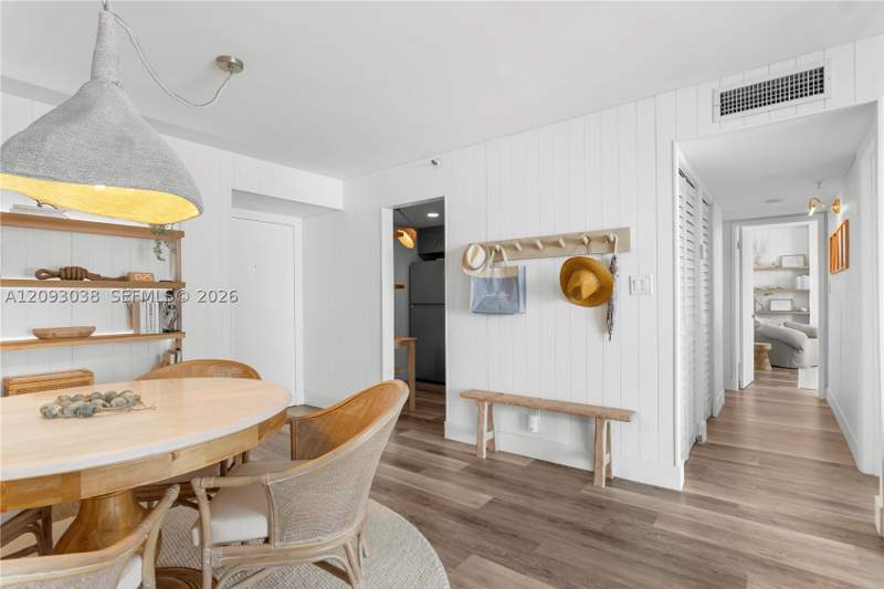 2 bedroom Condominium at 4301 Collins Ave 207, Vendome Place Condo, Miami Beach — photo 3