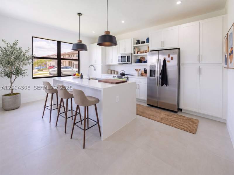 4 bedroom SingleFamilyResidence at 3240 SW 89th Ave, Olympic Heights, Miami — photo 5