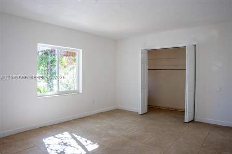 861 W 32nd St, Hialeah FL - photo 9 of 12