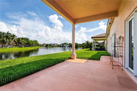 16637 SW 81st Ter, Miami FL - photo 19 of 35