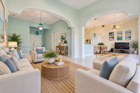 16637 SW 81st Ter, Miami FL - photo 8 of 35
