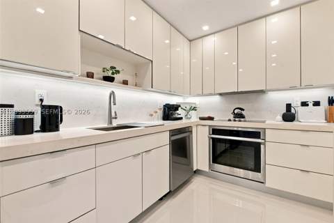 10185 Collins Ave 506, Bal Harbour FL - photo 12 of 26