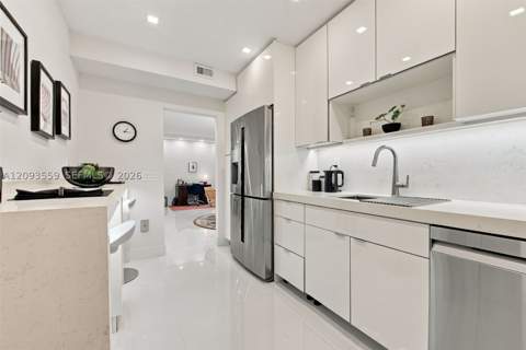 10185 Collins Ave 506, Bal Harbour FL - photo 13 of 26