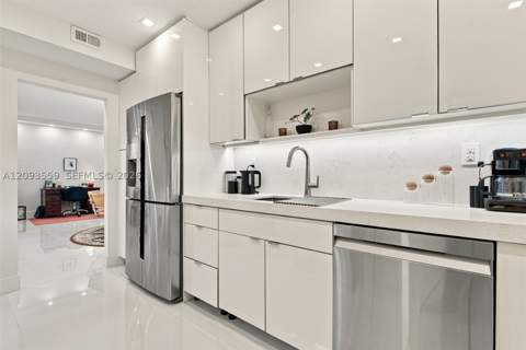 10185 Collins Ave 506, Bal Harbour FL - photo 14 of 26