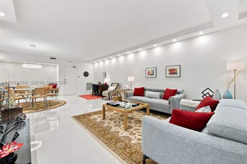 10185 Collins Ave 506, Bal Harbour FL - photo 8 of 26