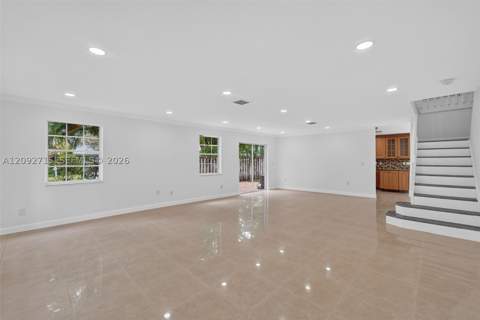 9410 SW 212th Ter, Cutler Bay FL - photo 7 of 83