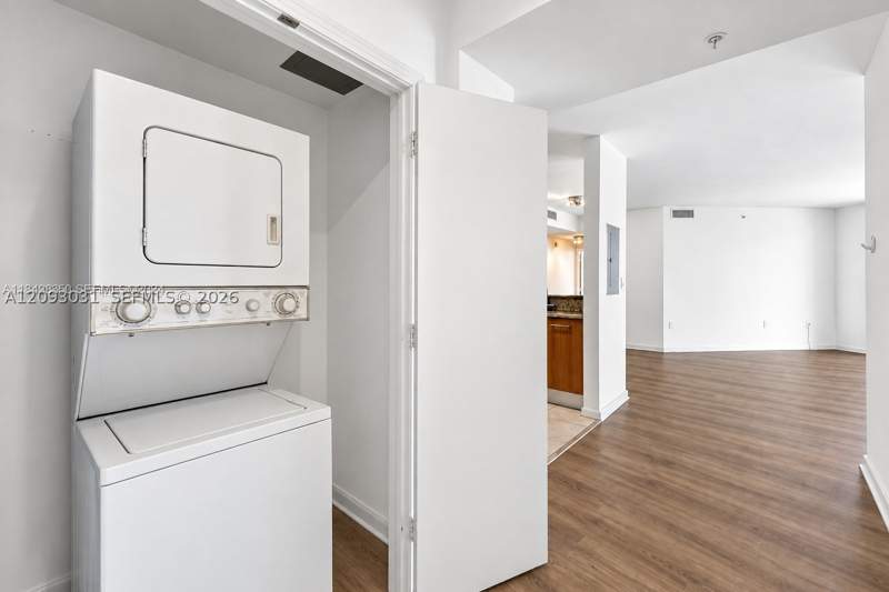 2 bedroom Condominium at 9055 SW 73rd Ct 2108, Metropolis I At Dadeland, Miami — photo 5