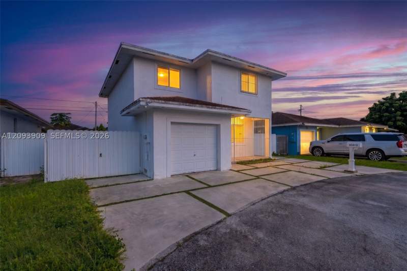 4 bedroom SingleFamilyResidence at 15815 SW 299th Ter, Greenwood Villas, Homestead — photo 2