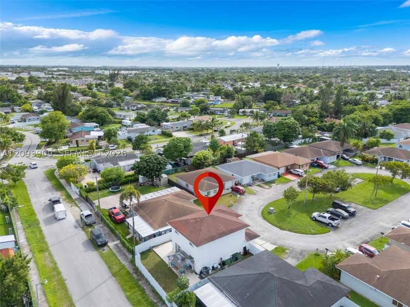 4 bedroom SingleFamilyResidence at 15815 SW 299th Ter, Greenwood Villas, Homestead — photo 5