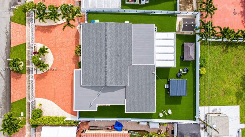3 bedroom SingleFamilyResidence at 7280 SW 13th St, Sunset Heights, Miami — photo 4