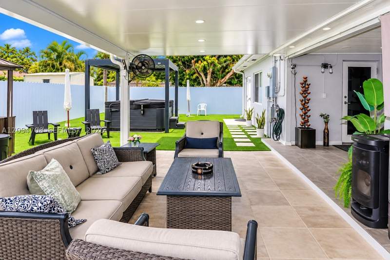 3 bedroom SingleFamilyResidence at 7280 SW 13th St, Sunset Heights, Miami — photo 5
