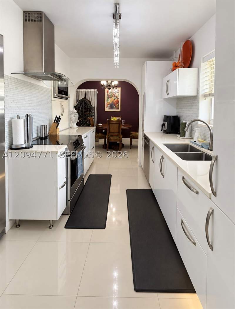 3 bedroom SingleFamilyResidence at 2080 Keystone Blvd, Keystone Point Sec 3, North Miami — photo 3