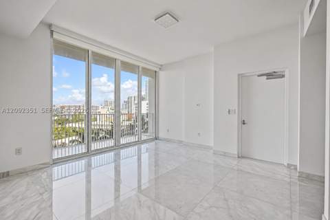 2020 N Bayshore Dr 1006, Miami FL - photo 8 of 30