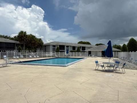 9715 Hammocks Blvd 102, Miami FL - photo 13 of 18