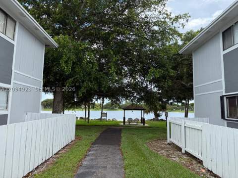 9715 Hammocks Blvd 102, Miami FL - photo 16 of 18
