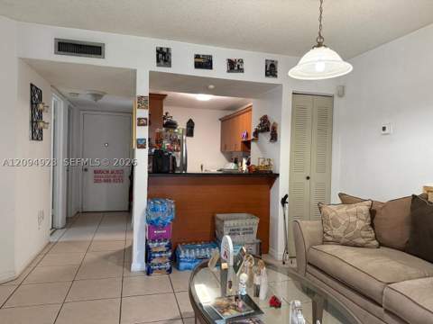 9715 Hammocks Blvd 102, Miami FL - photo 8 of 18