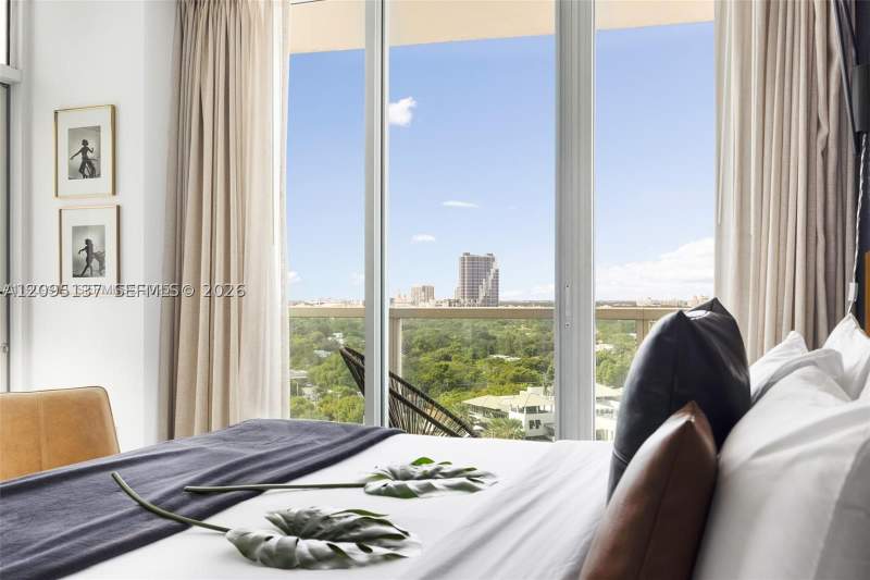 1 bedroom Condominium at 2889 Mcfarlane Rd 1512, Mutiny Park Condo, Miami — photo 5