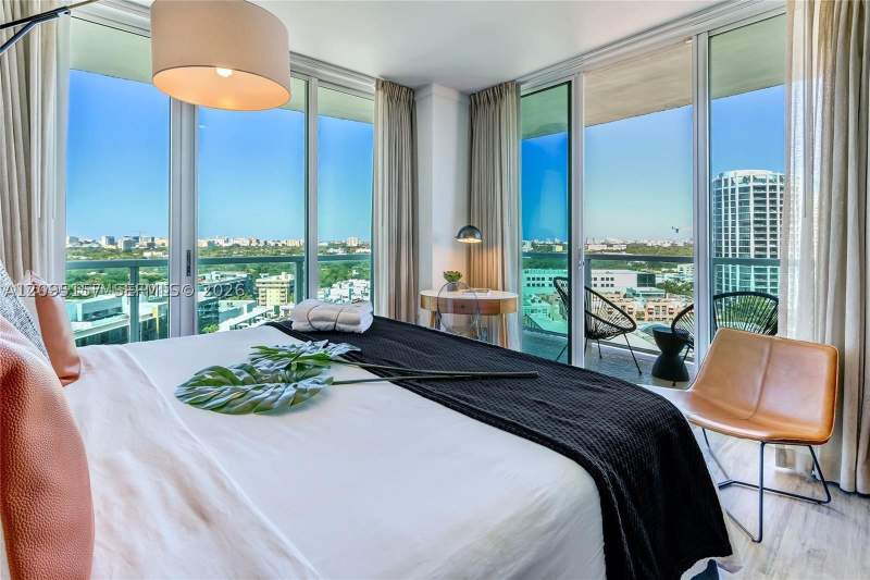 1 bedroom Condominium at 2889 Mcfarlane Rd 1610, Mutiny Park Condo, Miami — photo 2