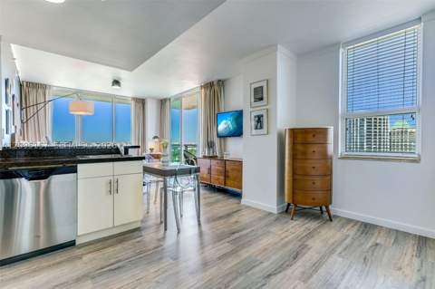 2889 Mcfarlane Rd 1610, Miami FL - photo 8 of 9
