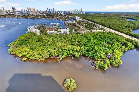 16385 Biscayne Blvd Lph17, North Miami Beach FL - photo 13 of 52