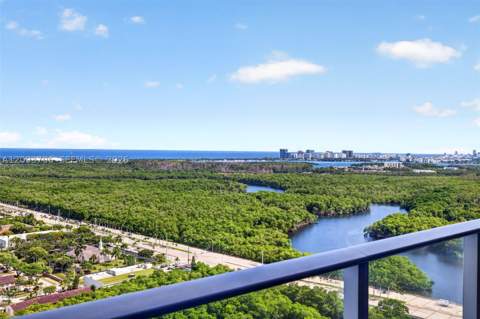 16385 Biscayne Blvd Lph17, North Miami Beach FL - photo 15 of 52