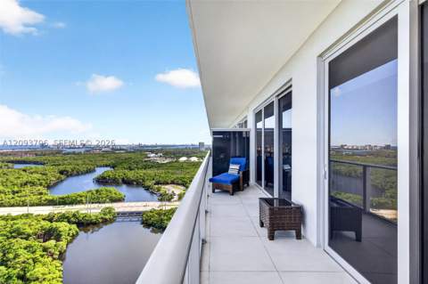 16385 Biscayne Blvd Lph17, North Miami Beach FL - photo 17 of 52