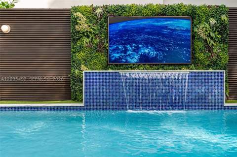 10540 NW 67th Ter, Doral FL - photo 7 of 70