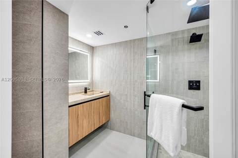 20185 E Country Club Dr. 1904, Aventura FL - photo 19 of 23