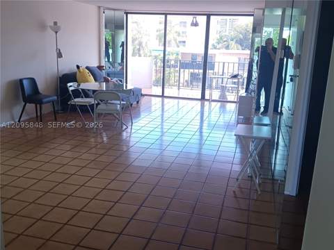 3545 NE 166th St 304, North Miami Beach FL - photo 6 of 24