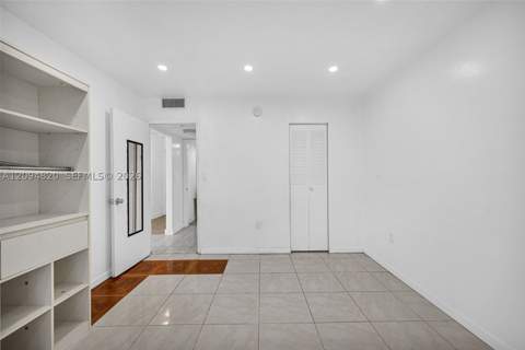 13101 Memorial Hwy 104, North Miami FL - photo 10 of 17