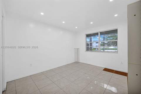 13101 Memorial Hwy 104, North Miami FL - photo 9 of 17