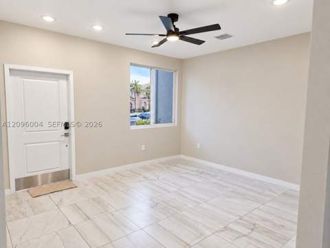 2419 SE 11th St, Homestead FL - photo 10 of 34