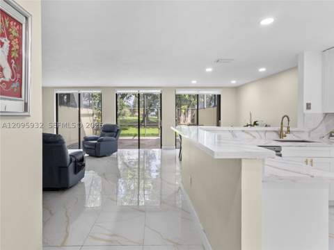 3325 Torremolinos Ave C-44, Doral FL - photo 10 of 36