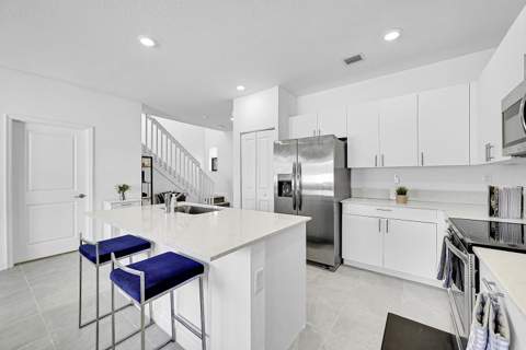 20357 NW 4th Path, Miami Gardens FL - photo 12 of 40
