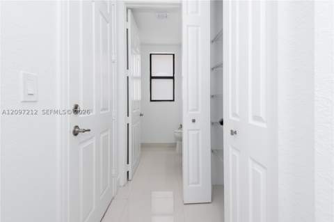 10235 NW 87th Ter, Doral FL - photo 23 of 83