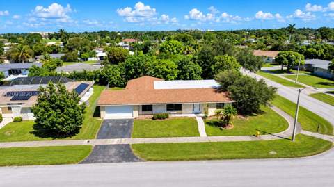 9741 SW 159th St, Miami FL - photo 11 of 45